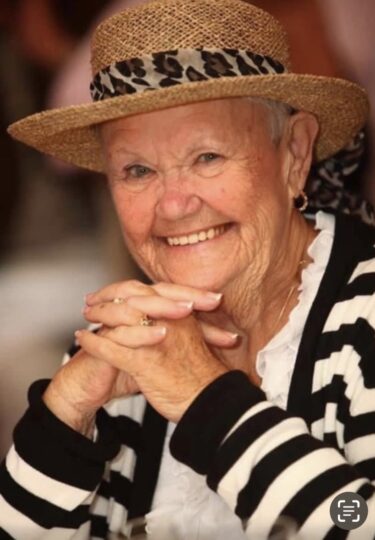 Knudsen, Nancy Obit Pic